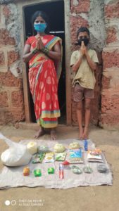 10-year Old Satish in Karnataka Shares a Meal With His Aunt